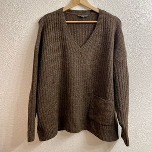 Grade & Gather Chocolate Pocket Sweater S/M